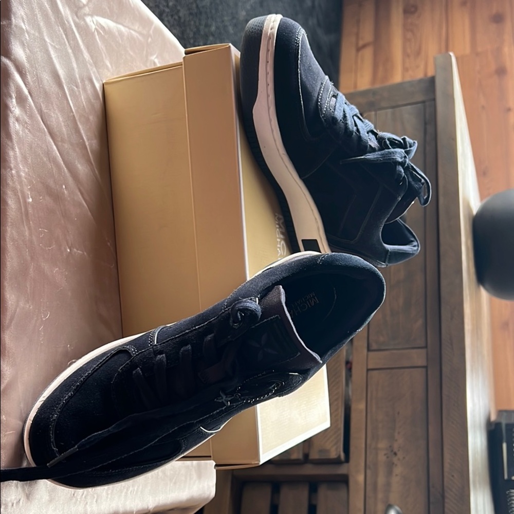 Michael Kors Navy blue suede Sneakers with Minimalist Design